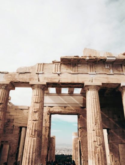 El coronavirus lleva a Grecia a la era digital