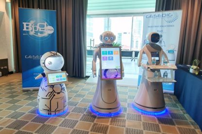 Robots humanoides para combatir el COVID-19